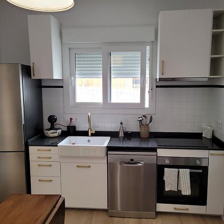 Apartamento Con Wifi, Patio Y Garaje Privado Alcalá de Guadaira Buitenkant foto