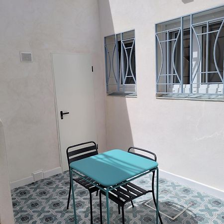 Apartamento Con Wifi, Patio Y Garaje Privado Alcalá de Guadaira Buitenkant foto