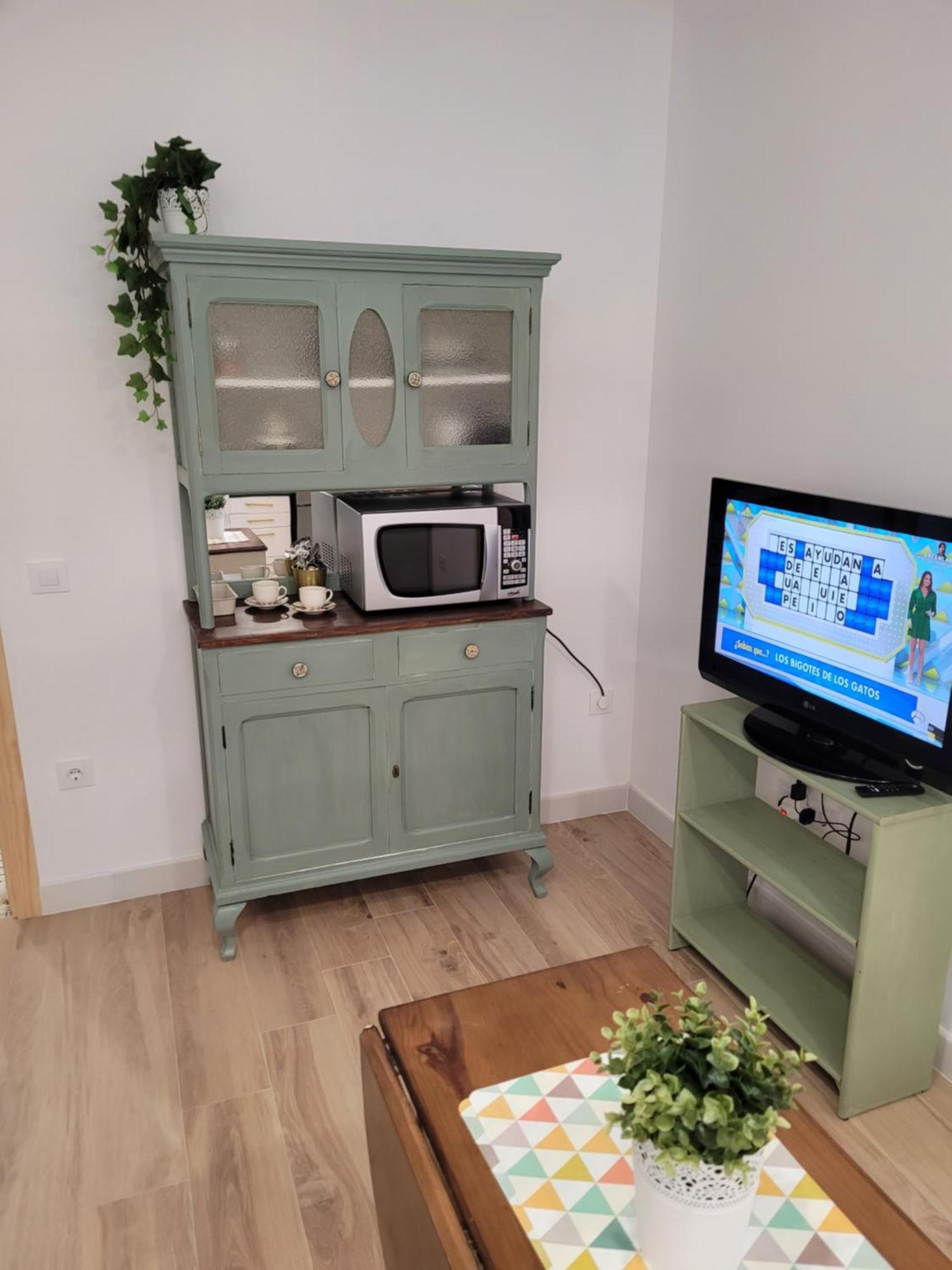 Apartamento Con Wifi, Patio Y Garaje Privado Alcalá de Guadaira Buitenkant foto