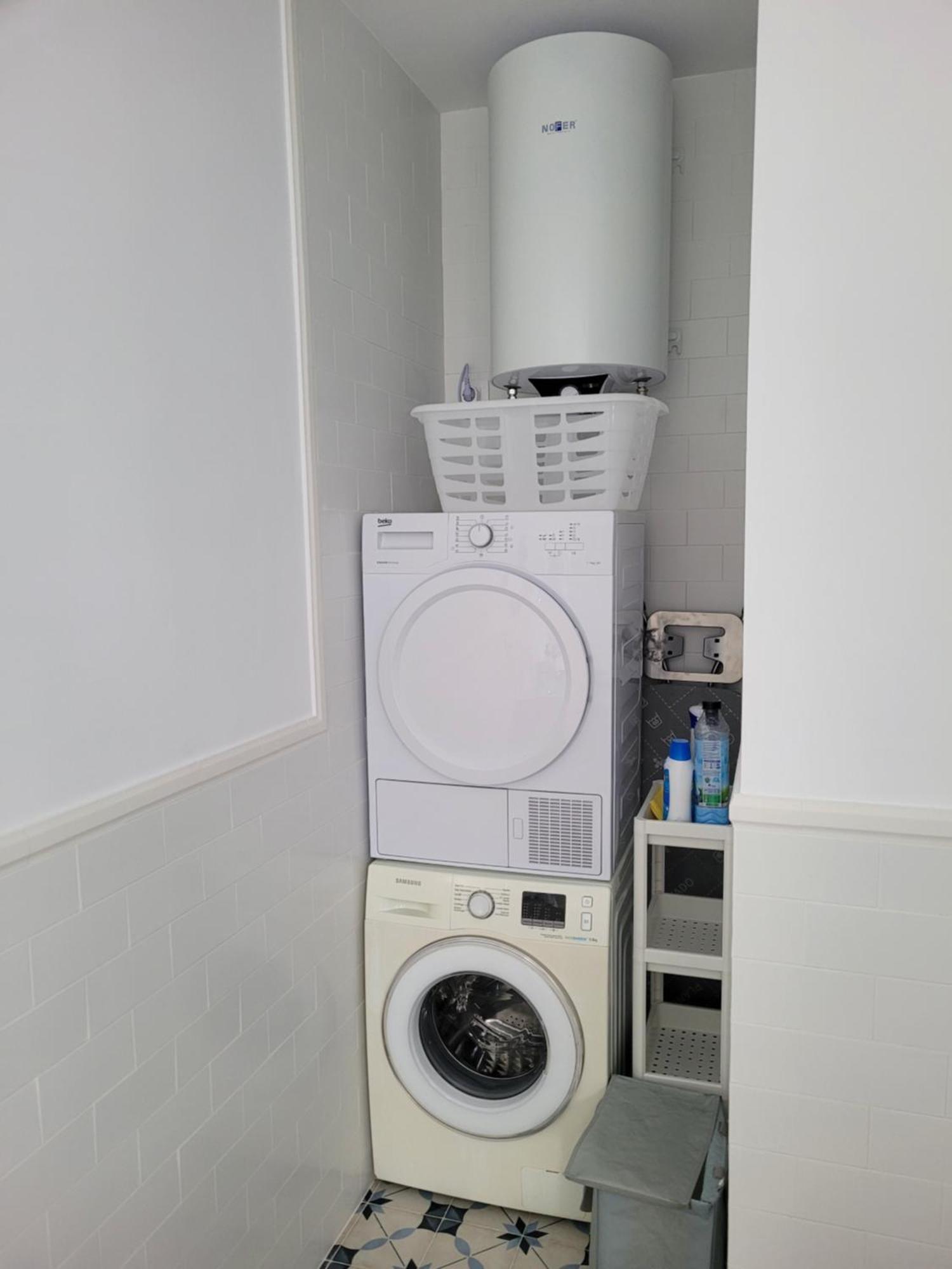 Apartamento Con Wifi, Patio Y Garaje Privado Alcalá de Guadaira Buitenkant foto