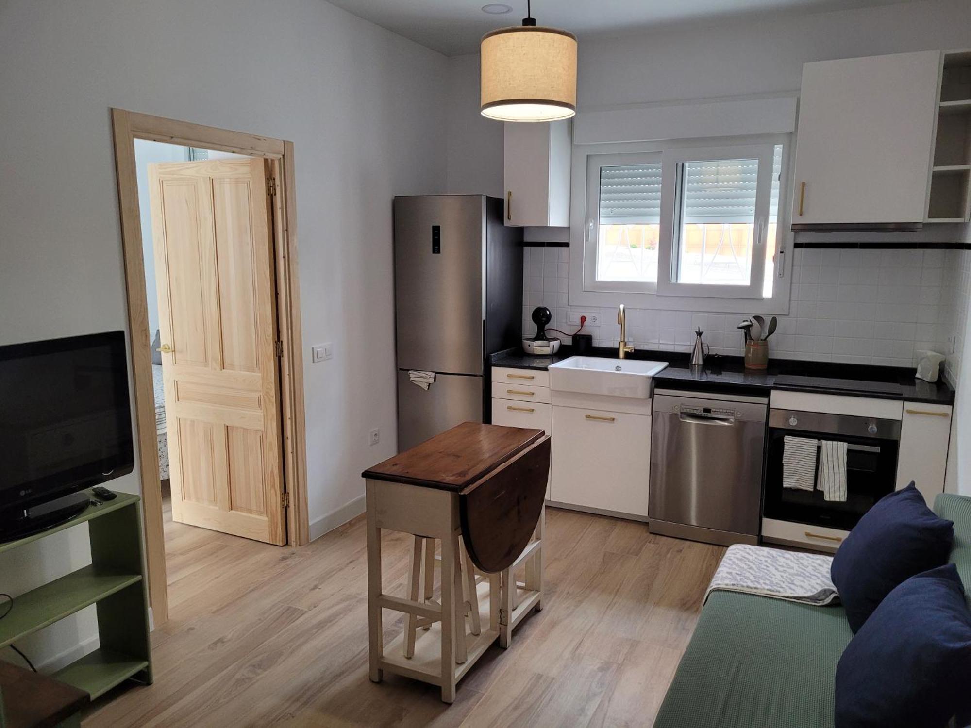 Apartamento Con Wifi, Patio Y Garaje Privado Alcalá de Guadaira Buitenkant foto