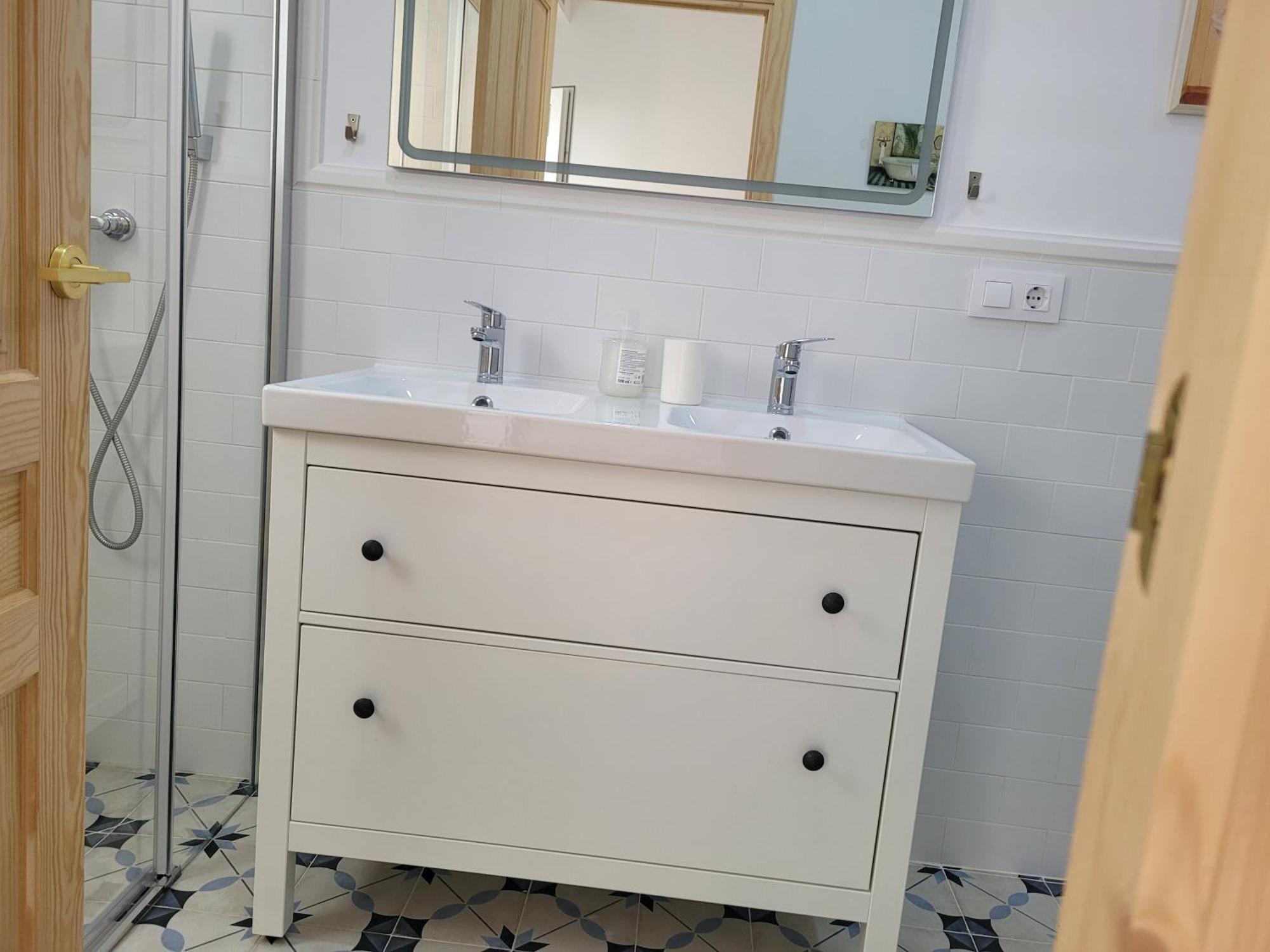 Apartamento Con Wifi, Patio Y Garaje Privado Alcalá de Guadaira Buitenkant foto