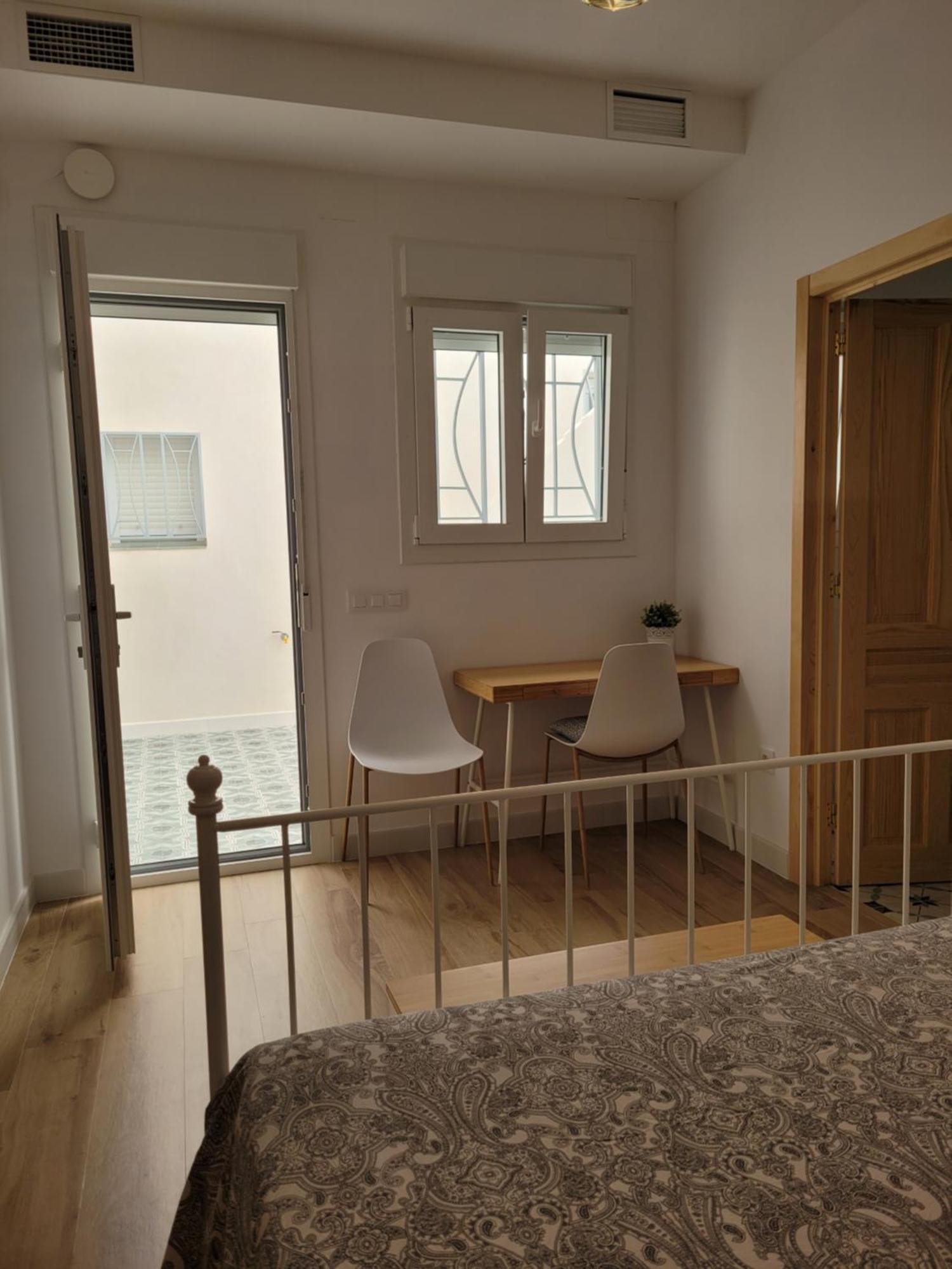 Apartamento Con Wifi, Patio Y Garaje Privado Alcalá de Guadaira Buitenkant foto